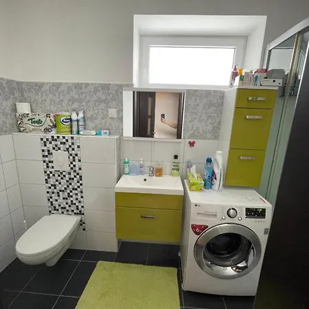 Plne Vybaveny Krasny Apartman 1Kk S Balkonem, Vyhledem Jablonec nad Nisou Exterior photo