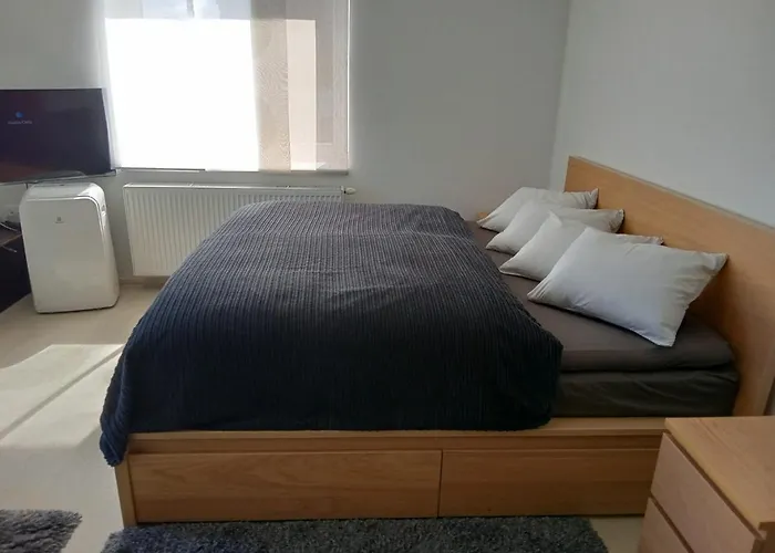 Plne Vybaveny Krasny Apartman 1Kk S Balkonem, Vyhledem