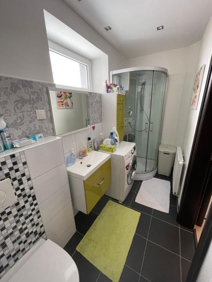 Plne Vybaveny Krasny 1kk S Balkonem, Vyhledem Apartment *